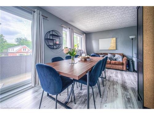 36 Talbot Street, Kitchener, ON - Indoor Photo Showing Dining Room