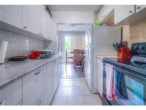 36 Talbot Street, Kitchener, ON - Indoor Photo Showing Kitchen