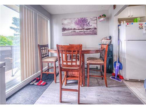 36 Talbot Street, Kitchener, ON - Indoor Photo Showing Dining Room