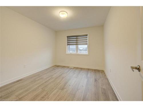 81-219 West Oak Trail, Kitchener, ON - Indoor Photo Showing Other Room