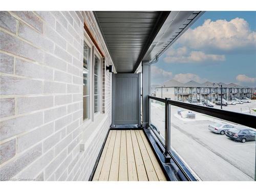 81-219 West Oak Trail, Kitchener, ON - Outdoor With Balcony With Exterior