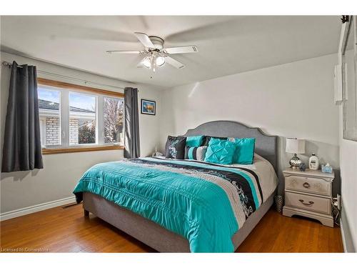 121 Oak Street W, Leamington, ON - Indoor Photo Showing Bedroom