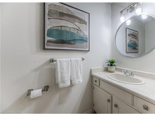 2-410 Craigleith Drive, Waterloo, ON - Indoor Photo Showing Bathroom