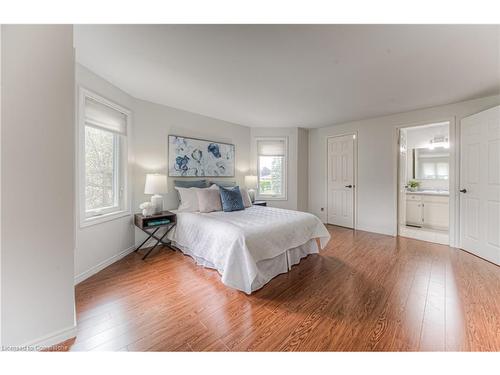 2-410 Craigleith Drive, Waterloo, ON - Indoor Photo Showing Bedroom