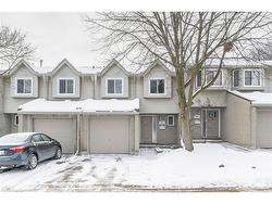 88-20 Paulander Drive  Kitchener, ON N2M 5L4