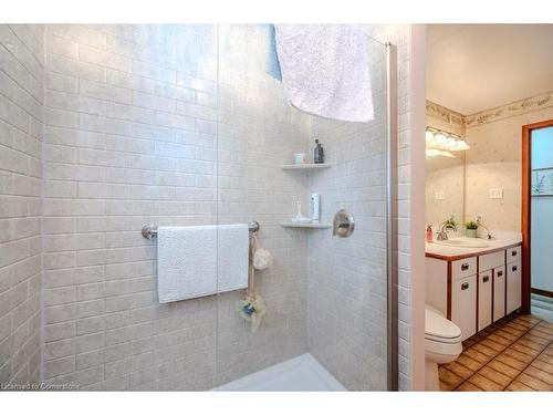 39 Bannockburn Road, Kitchener, ON - Indoor Photo Showing Bathroom