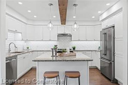 157 Adelaide Street, Kitchener, ON - Indoor Photo Showing Kitchen With Stainless Steel Kitchen With Upgraded Kitchen