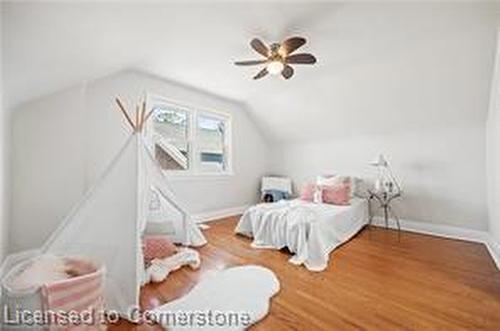 157 Adelaide Street, Kitchener, ON - Indoor Photo Showing Bedroom