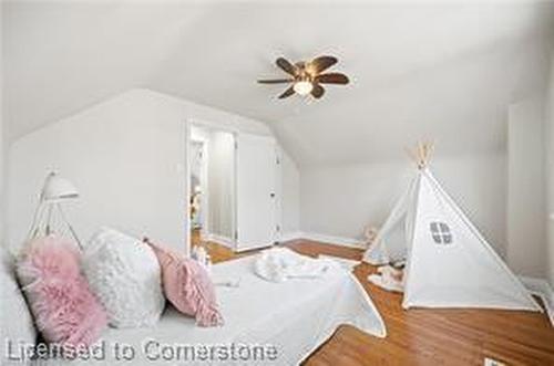 157 Adelaide Street, Kitchener, ON - Indoor Photo Showing Bedroom