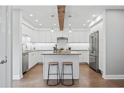 157 Adelaide Street, Kitchener, ON - Indoor Photo Showing Kitchen With Stainless Steel Kitchen With Upgraded Kitchen