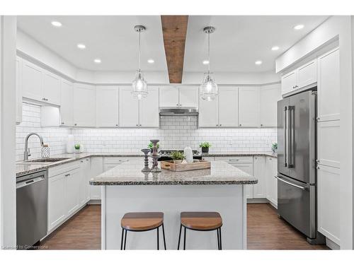 157 Adelaide Street, Kitchener, ON - Indoor Photo Showing Kitchen With Stainless Steel Kitchen With Upgraded Kitchen