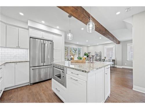 157 Adelaide Street, Kitchener, ON - Indoor Photo Showing Kitchen With Stainless Steel Kitchen With Upgraded Kitchen