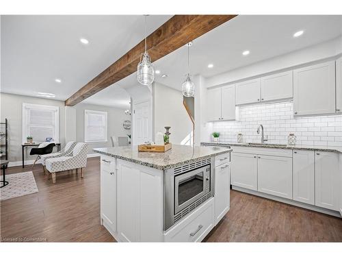 157 Adelaide Street, Kitchener, ON - Indoor Photo Showing Kitchen With Upgraded Kitchen