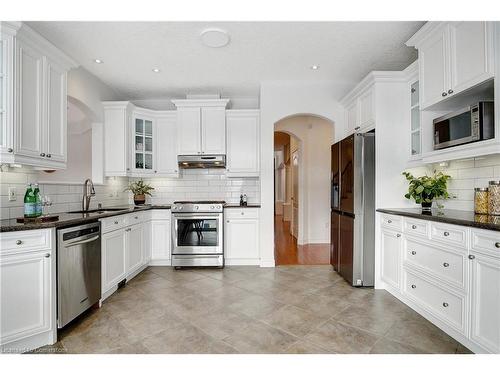 79 Kestrel Street, Kitchener, ON - Indoor Photo Showing Kitchen With Upgraded Kitchen