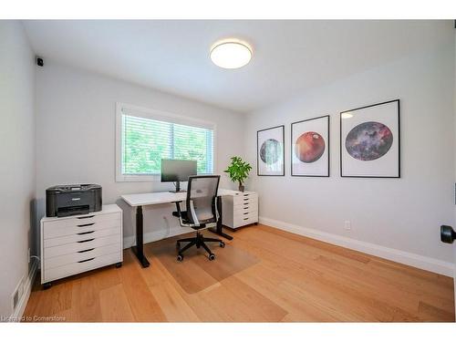 131 Wood Street, Kitchener, ON - Indoor Photo Showing Office