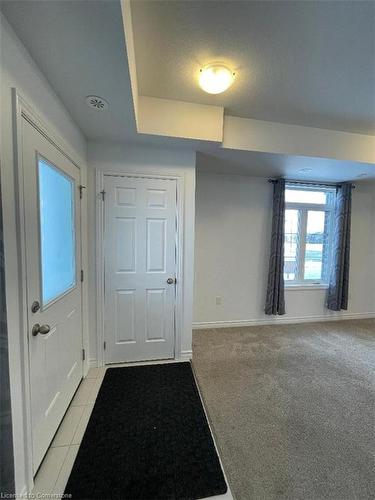 90 Oat Lane, Kitchener, ON - Indoor Photo Showing Other Room