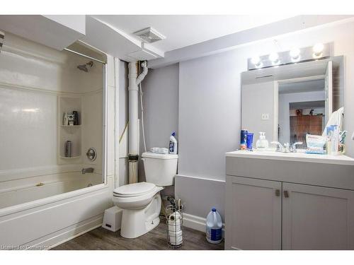 71 Ethel Street, Kitchener, ON - Indoor Photo Showing Bathroom