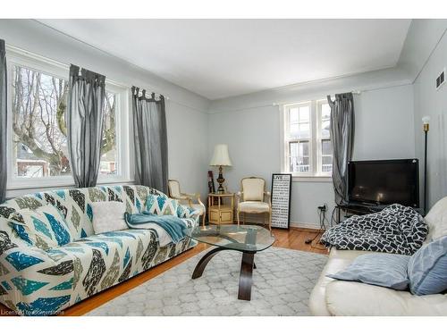 71 Ethel Street, Kitchener, ON - Indoor Photo Showing Bedroom