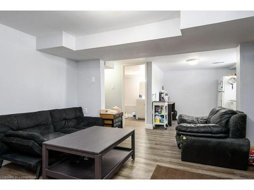 71 Ethel Street, Kitchener, ON - Indoor Photo Showing Living Room