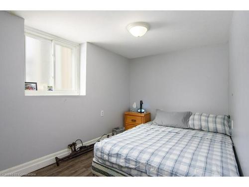 71 Ethel Street, Kitchener, ON - Indoor Photo Showing Bedroom