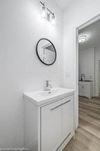 Main-60 George Street, Waterloo, ON - Indoor Photo Showing Bathroom