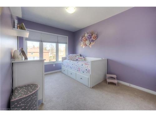 86-750 Lawrence Street, Cambridge, ON - Indoor Photo Showing Bedroom