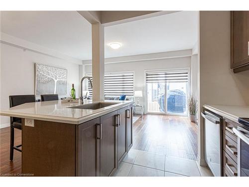 25 Greenwich Avenue, Hamilton, ON - Indoor Photo Showing Kitchen