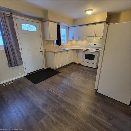 5 Glen Road, Cambridge, ON - Indoor Photo Showing Kitchen