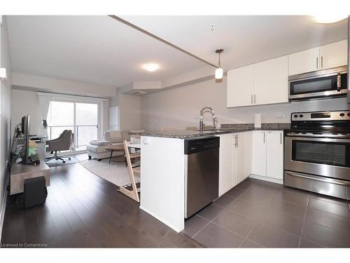 407-50 Bryan Court, Kitchener, ON - Indoor Photo Showing Kitchen With Stainless Steel Kitchen