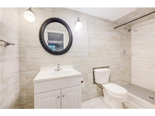 283 Glenridge Drive, Waterloo, ON - Indoor Photo Showing Bathroom