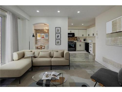 82 Trowbridge Street, Woolwich, ON - Indoor Photo Showing Living Room