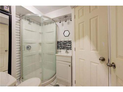 82 Trowbridge Street, Woolwich, ON - Indoor Photo Showing Bathroom