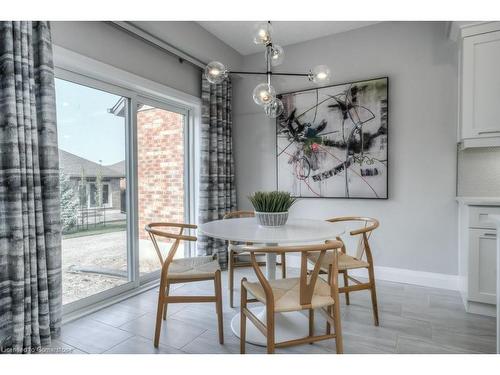 205 Applewood Street, Plattsville, ON - Indoor Photo Showing Dining Room