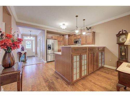 69-20 Isherwood Avenue, Cambridge, ON - Indoor Photo Showing Kitchen