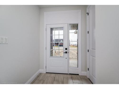 245 Applewood Street, Plattsville, ON - Indoor Photo Showing Other Room