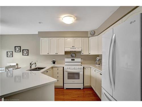 24 Bluewater Drive, Cambridge, ON - Indoor Photo Showing Kitchen With Double Sink