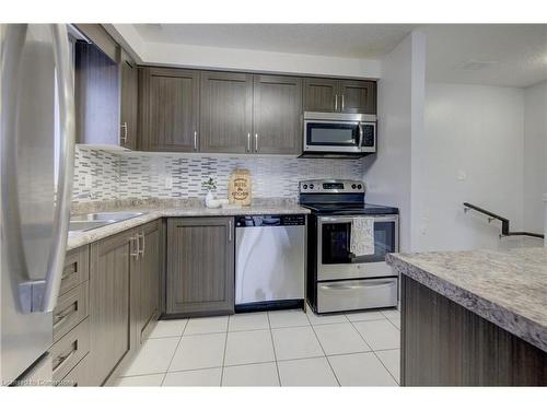 B-24 Sienna Street, Kitchener, ON - Indoor Photo Showing Kitchen With Stainless Steel Kitchen With Upgraded Kitchen