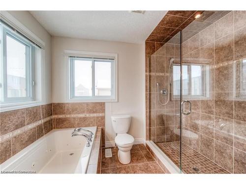 313 Zeller Drive, Kitchener, ON - Indoor Photo Showing Bathroom