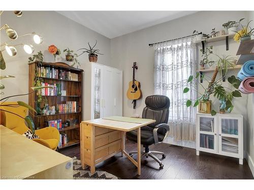 19 Cedar Street, Cambridge, ON - Indoor Photo Showing Office