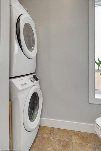 19 Cedar Street, Cambridge, ON - Indoor Photo Showing Laundry Room