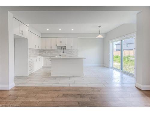 240 Applewood Street, Plattsville, ON - Indoor Photo Showing Kitchen