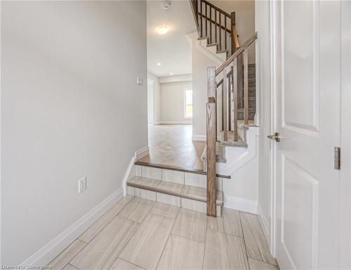 240 Applewood Street, Plattsville, ON - Indoor Photo Showing Other Room