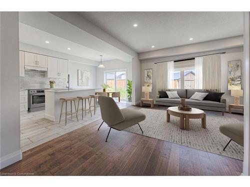 240 Applewood Street, Plattsville, ON - Indoor Photo Showing Living Room