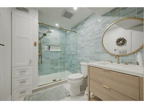 641 Wild Rye Street, Waterloo, ON - Indoor Photo Showing Bathroom