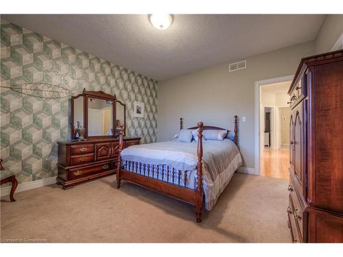 3 Berry Patch Lane, Cambridge, ON - Indoor Photo Showing Bedroom