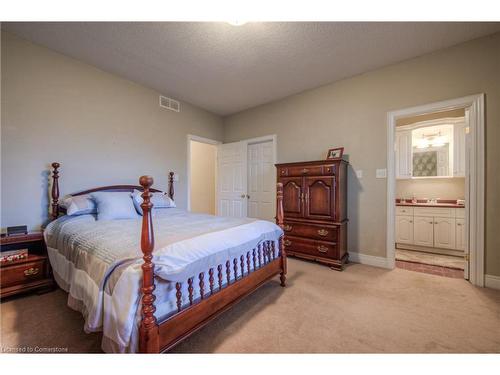 3 Berry Patch Lane, Cambridge, ON - Indoor Photo Showing Bedroom