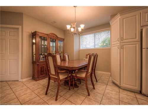 3 Berry Patch Lane, Cambridge, ON - Indoor Photo Showing Dining Room