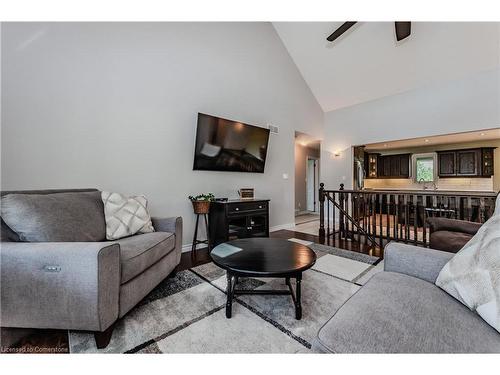 174 River Run Road, Drayton, ON - Indoor Photo Showing Living Room