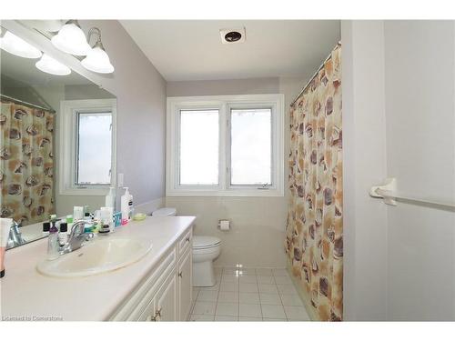 701 University Avenue E, Waterloo, ON - Indoor Photo Showing Bathroom