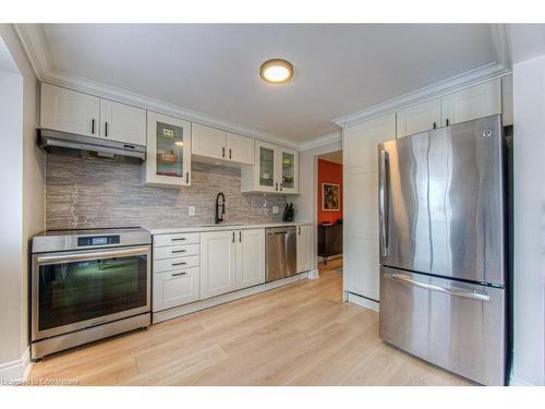 156 Carter Crescent, Cambridge, ON - Indoor Photo Showing Kitchen With Stainless Steel Kitchen With Upgraded Kitchen